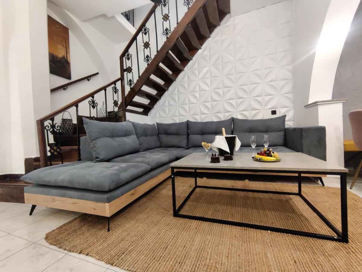 A Unique 3-4 bedrooms house in OLD TOWN Rhodes City Extérieur photo
