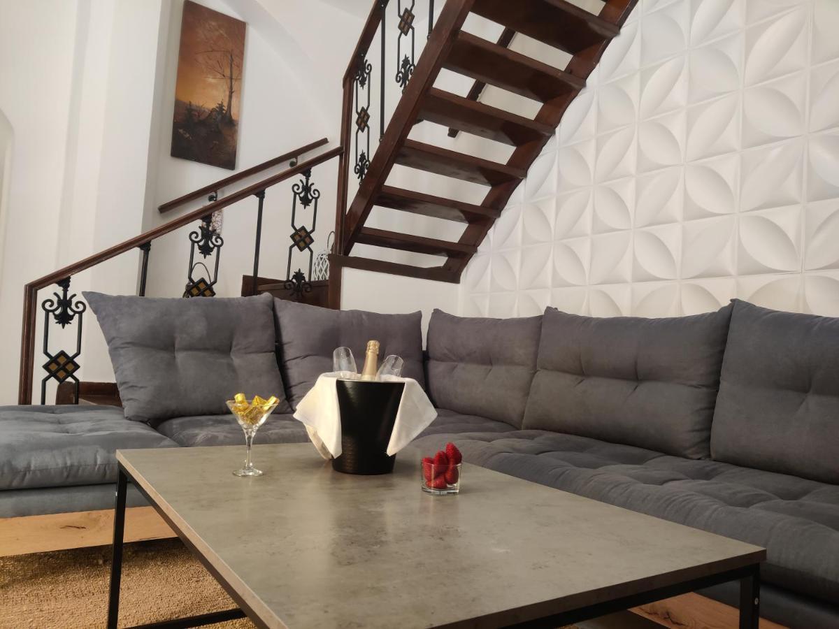 A Unique 3-4 bedrooms house in OLD TOWN Rhodes City Extérieur photo