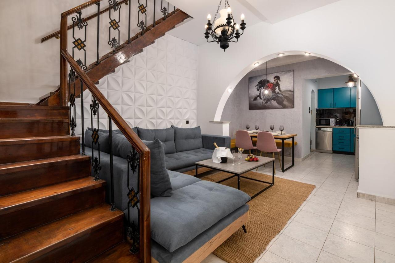 A Unique 3-4 bedrooms house in OLD TOWN Rhodes City Extérieur photo